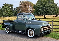 Ford F100 Pickup